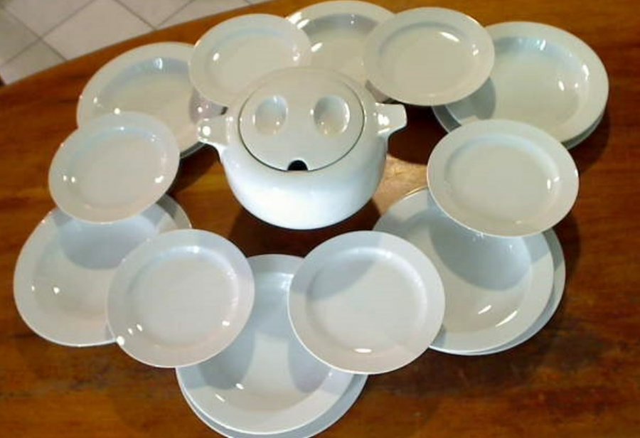 Servizio piatti tavola in porcellana bianca Arzerg